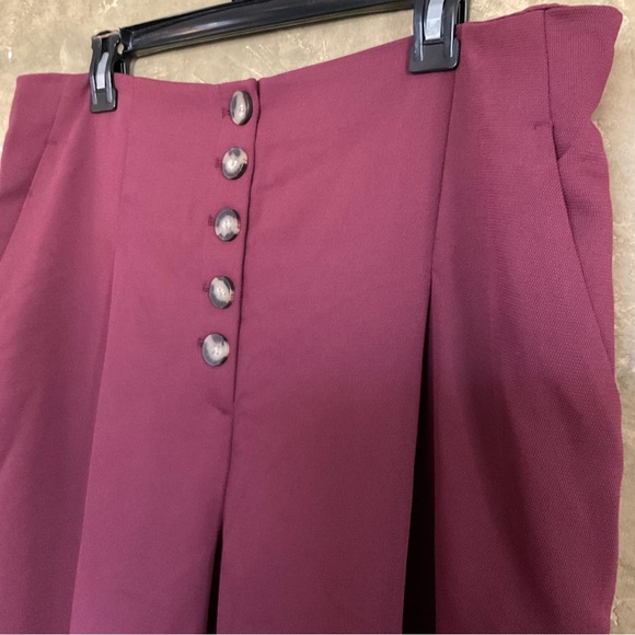 Reitmans Button Front Cropped Wide Leg Pants - Picture 4 of 7